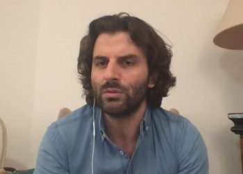 Komitat e batonave veç e kanë fillu fushatën mediatike me qëllimin që Serbia mos të shihet shumë fajtore për sulmin terrorist dhe Vuçiqi mos të dal keq përpara perëndimit