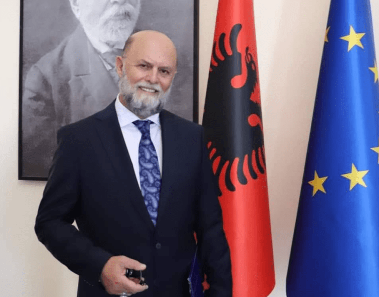 Petrit Malaj dekretohet ambasador i ri i Shqipërisë në Kosovë