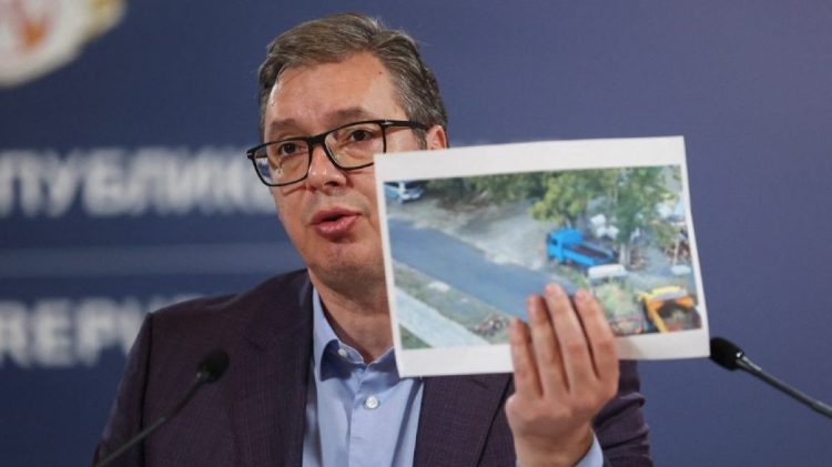 Cila është lidhja mes kamionit nga barrikada në Banjskë dhe Radoiçiqit?