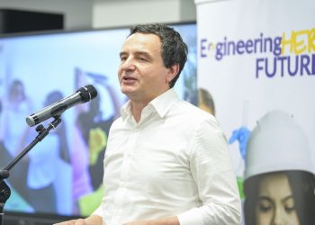 Kurti: Duke fuqizuar gratë në inxhinieri, fuqizohet shoqëria kosovare