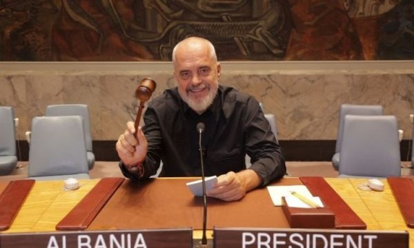 Rama sot kryeson debatin në Këshillin e Sigurimit