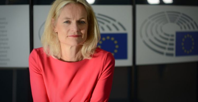 Von Cramon: BE-ja duhet ta mbaj premtimin e saj, qytetarët e Kosovës të udhëtojnë të lirë nga 1 janari 2024