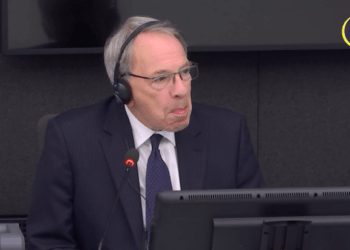 Ish-oficeri i ushtrisë britanike dëshmitar në gjykimin kundër Thaçit dhe të tjerëve