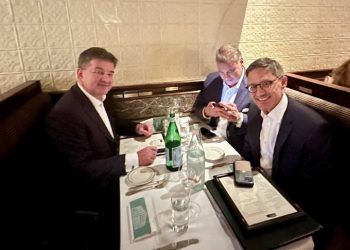 Lajçak thotë se janë në një linjë me Chollet e Escobar sa i përket Ballkanit Perëndimor