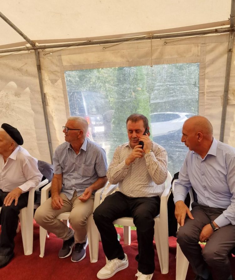 Thaçi telefonon familjen Bunjaku për ngushëllime