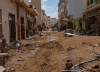 Mbi 5 mijë persona supozohen të vdekur pasi përmbytjet thyen digat dhe rrënuan shtëpitë në Libi