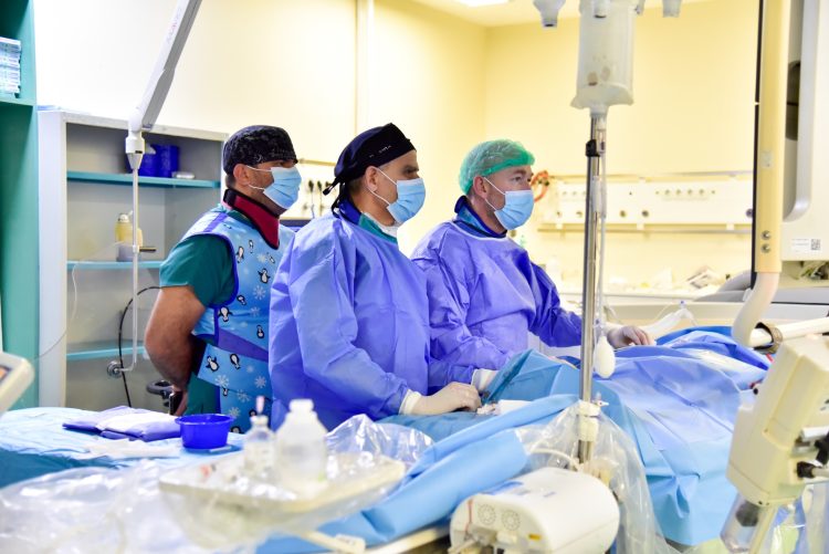 Mjekët nga Turqia, në bashkëpunim me stafin e mjekëve dhe infermierëve nga klinikat e QKUK-së, kryejnë 12 operacione kardiokirurgjike tek fëmijët