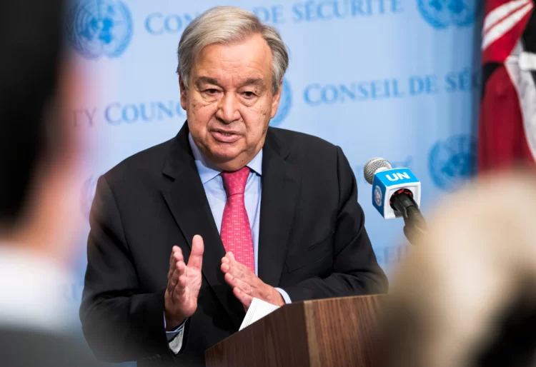 Guterres: Ka filluar kolapsi i klimës, valët e të nxehtit po kërcënojnë njerëzit
