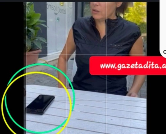 “E pabesueshme çfarë më ndodhi sot në kafe!”, gazetarja bën postimin e pazakontë: “Shpall botërisht se Enver Hoxha nuk kishte faj…”