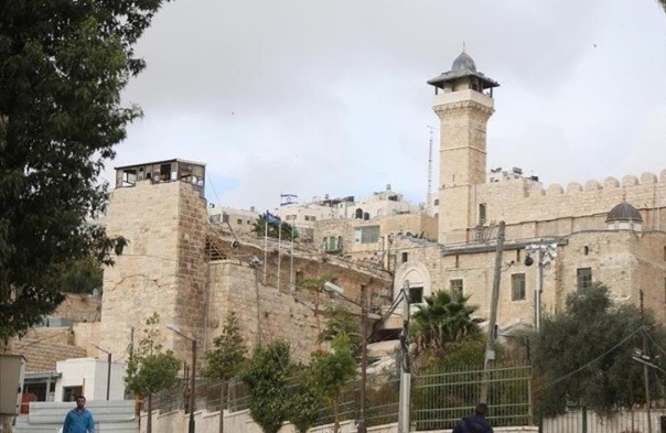 Izraeli mbyll Xhaminë Ibrahimi për besimtarët muslimanë me rastin e festave hebreje