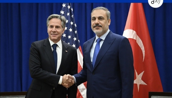 Ministri i Jashtëm turk Fidan takon Sekretarin e Shtetit të SHBA-së Blinken në New York