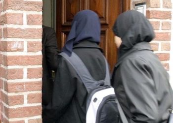 Nxënësja muslimane në Francë e referon në OKB diskriminimin ndaj saj
