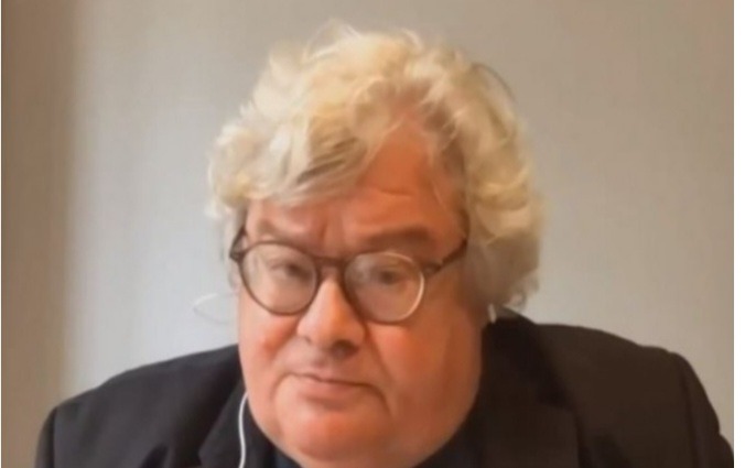 Eurodeputeti gjerman: Pa mbështetjen e Serbisë sulmi nuk do të ishte i mundur