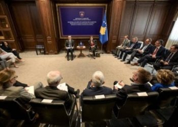 Ngjarjet në veri, Kurti dhe Gërvalla takojnë Korin Diplomatik
