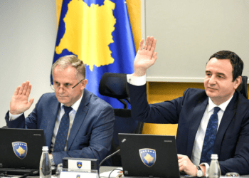 Qeveria e Kosovës ka marrë vendim që të rindërtohen dhe rinovohen shtëpitë që janë dëmtuar gjatë viteve 1998-1999, gjatë Luftës në Kosovë