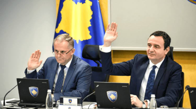 Qeveria e Kosovës ka marrë vendim që të rindërtohen dhe rinovohen shtëpitë që janë dëmtuar gjatë viteve 1998-1999, gjatë Luftës në Kosovë