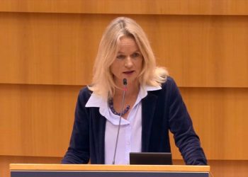 Cramon: Nëse Serbia nuk dëshiron t’i bashkohet BE-së, s’mund ta detyrojmë