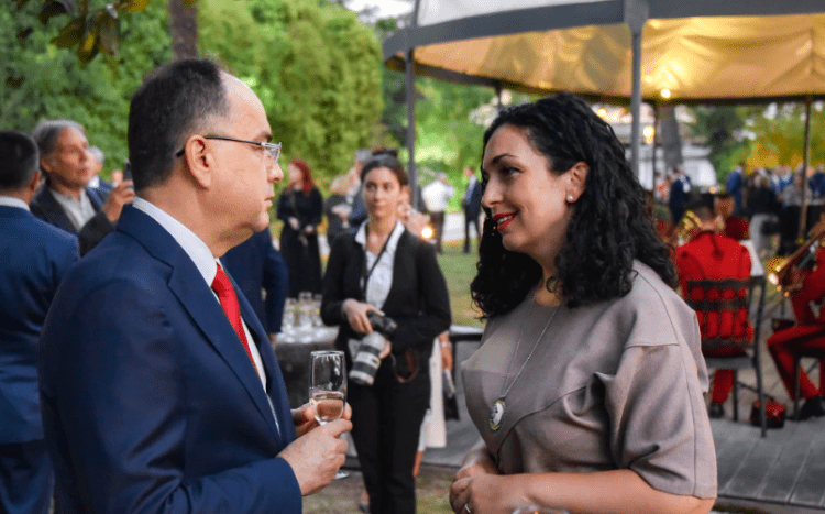 Osmani i uron Shqipërisë marrjen e kryesisë në KS