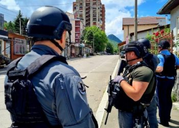 Sveçla: Në veri zbulohet sasi e madhe armatimi