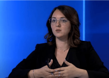 Kryeziu: Serbia, Lajçaku e Borrelli në një anë, Kosova është e vetme