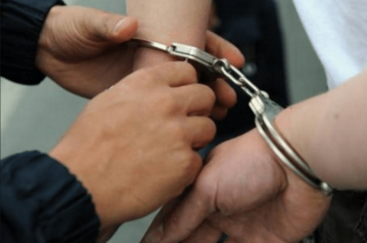 I dyshuar për vrasje vitin e kaluar, ekstradohet 22-vjeçari nga Gjermania në Kosovë