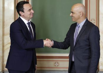 Presidenti zviceran: Kosova t’u garantojë serbëve shkallë adekuate të vetë-menaxhimit