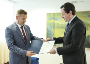 Kurti emëron Emin Hoxhajn drejtor të Agjencisë për Mbrojtjen e Informacionit të Klasifikuar