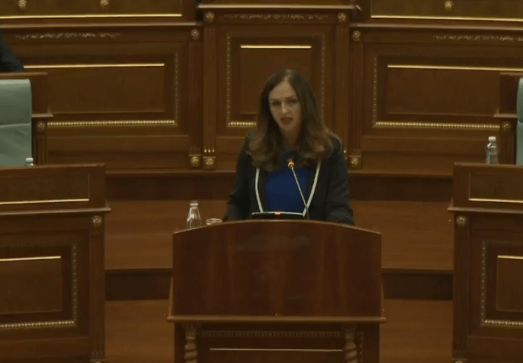 Nagavci: Asnjë komunë nuk është ankuar që ka mungesë apo vështirësi me tekstet shkollore