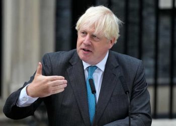 Johnson kritikon Britaninë: Çfarë dreqin po presim?