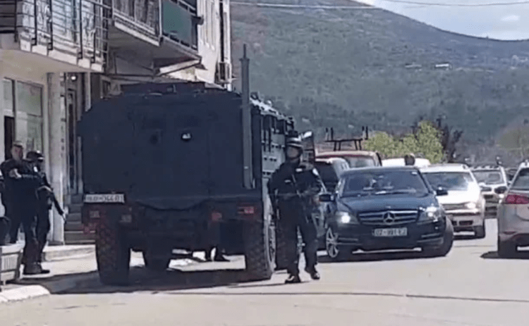 Raportohet se Njësitë Speciale zbarkuan në veri, po zhvillojnë bastisje në një fabrikë në Zubin Potok