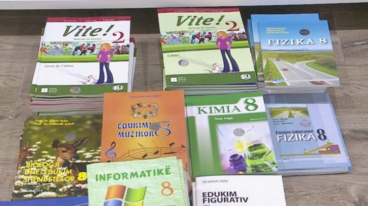 Prishtinë: Nga e Hëna nis shpërndarja e 155 pakove me material shkollor/didaktik për nxënësit e komuniteteve Rom, Ashkalinj dhe Egjiptian