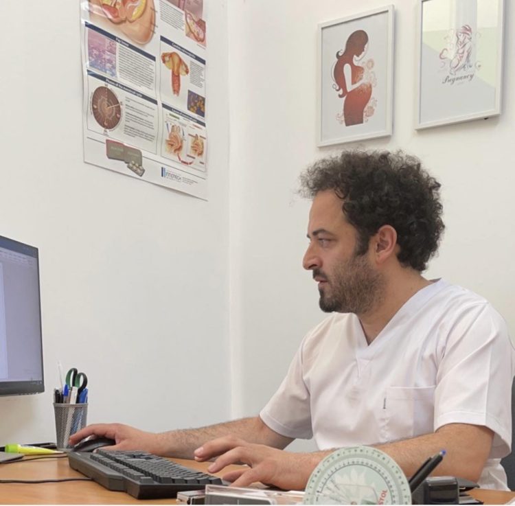 Berat Krasniqi mjeku që po bënë mrekulli me punën e tij