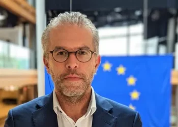 Eurodeputeti holandez i reagon BE-së: Mjaft i toleruat autokratët
