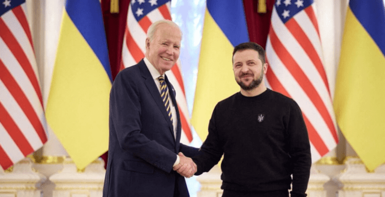 Zelenskyy kërkon ndihmë për luftën dhe planin e paqes në Uashington