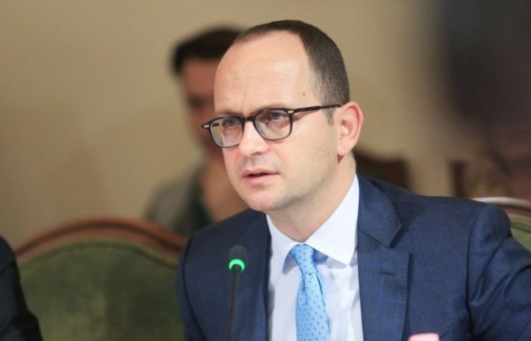 Bushati: Shqipëria me rezolutë duhet ta dënojë sulmin terrorist në Banjskë