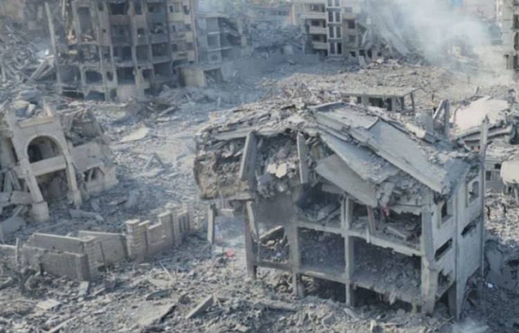 Izraeli kryen sulme ajrore afër spitalit më të madh në Gazë