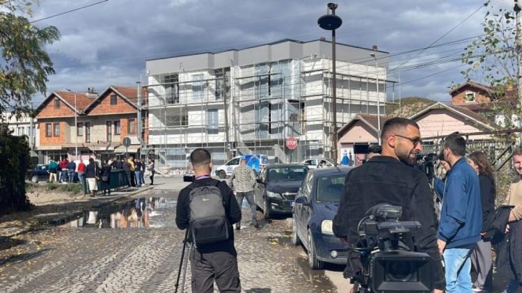 Greva në Trepçë, protestohet para menaxhmentit në përkrahje të kërkesave të minatorëve