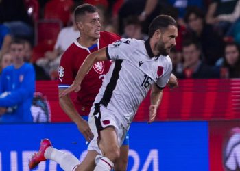 Shqipëri – Çeki, formacionet