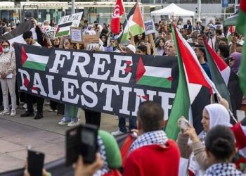 Qindra qytetare nga mbare bota sot para OKB-se ne Gjeneve u solidarizuan me Palestinen duke denuar kolonizimin dhe t*reorrin e Izraelit mbi popullullaten civile