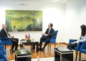 Kurti e Ҫobaj flasin për marrëdhëniet bilaterale mes Kosovës e Malit të Zi