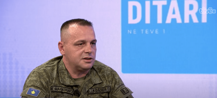 Maqedonci ngushëllon familjarët e ushtarit italian që vdiq në aksident