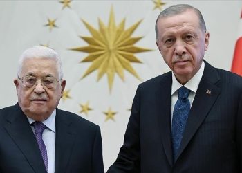 Presidenti Erdoğan diskuton me presidentin palestinez konfliktin Izrael-Palestinë
