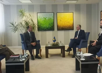 Bislimi dhe Nika diskutojnë për mbrojtjen e të drejtave të shqiptarëve në Malin e Zi