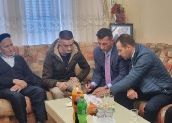 Familjes së Afrim Bunjaku i dhurohet donacion në vlerë prej 9200 dollarë
