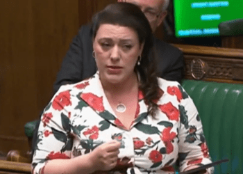 Deputetja britanike sot në Kosovë, takohet me Konjufcën