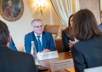 Bislimi takohet me Sekretaren e Shtetit për Çështje Evropiane të Francës, flasin për integrimin evropian, zhvillimin dhe dialogun