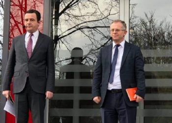 Kurti e Bislimi mbajnë konferencë për media