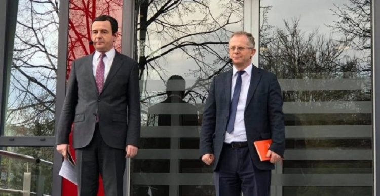 Kurti e Bislimi mbajnë konferencë për media