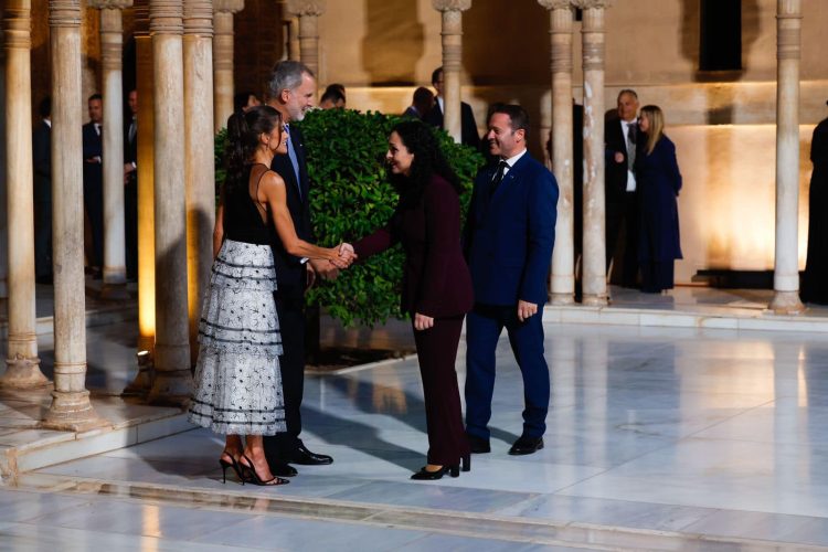 Osmani falënderon Spanjën për mikpritjen në Samitin e Komunitetit Politik Evropian