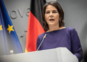 Baerbock e konsideron shqetësuese situatën në Ballkan teksa niset në Shqipëri